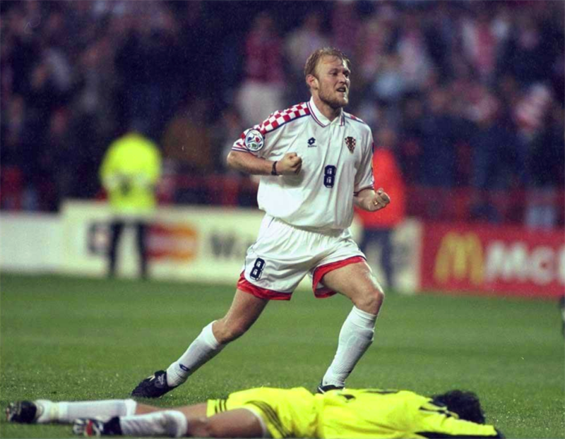  皇马一亿求购萨卡遭拒，阿森纳标价超一亿二千万  